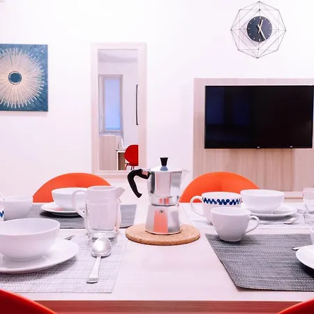 Di Design Alle Due Torri * Bolonha